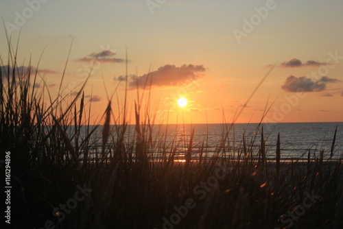 Sonnenuntergang an der Nordsee photo