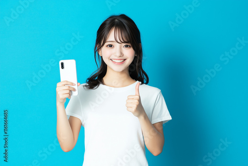 woman holding a credit card