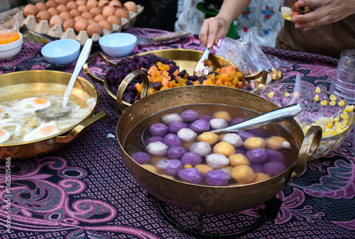 Multi-colored Bua Loi is a sweet and traditional Thai dessert.
