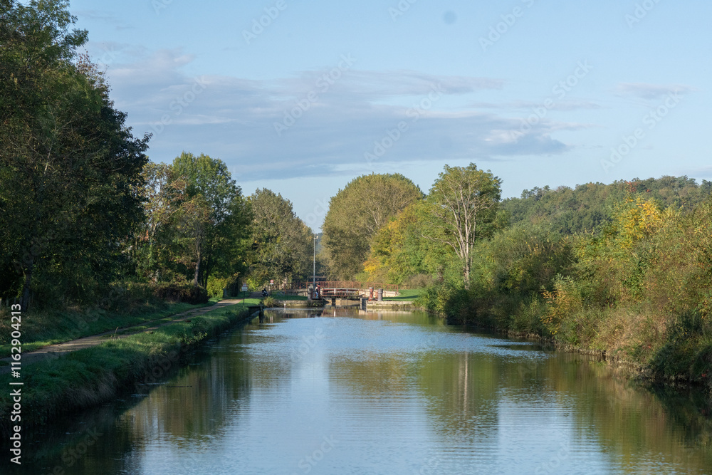 Fototapeta premium Canal de Bourgogne