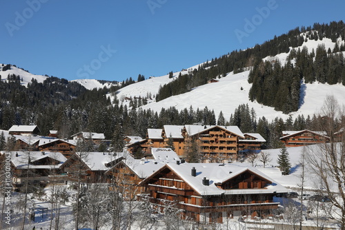 Hiking between Gstaad and Saanenmoser photo