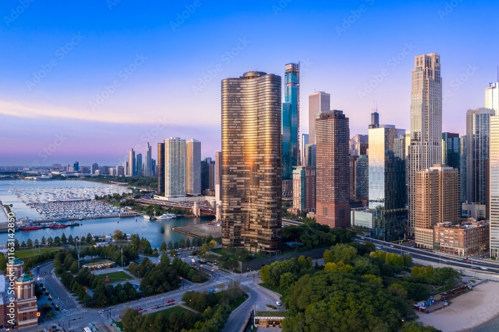 Fototapeta premium Chicago skyline at dawn, showcasing iconic architecture and harbor. Cityscape panorama. Chicago Harbor, Chicago, Illinois, United States Of America