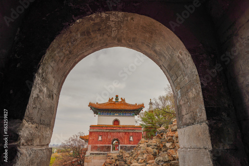 Obraz na płótnie Tibetan architecture in the Four Great Regions of Summer Palace in Beijing. w salonie