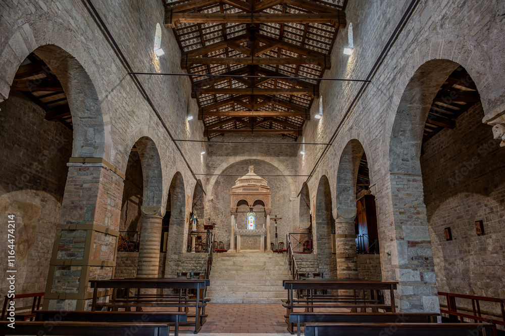 Fototapeta premium Guardia Vomano di Notaresco. Abruzzo. Abbey of San Clemente al Vomano