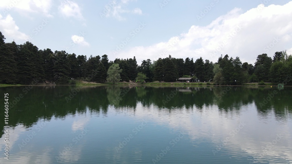 Obraz premium Lake Reflection Landscape Aerial View