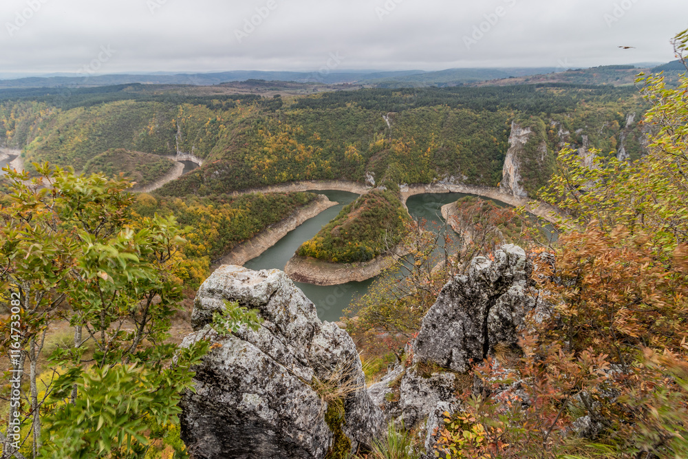 Obraz premium Autumn view of Uvac river canyon, Serbia