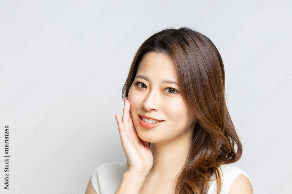 綺麗な日本人女性　美容スキンケアイメージ