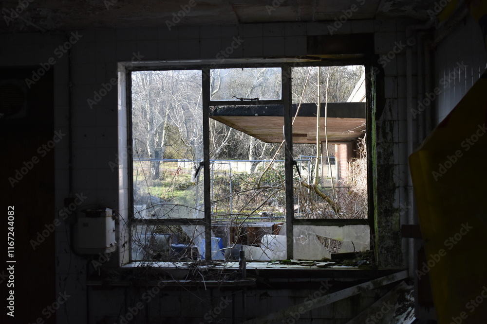 Fototapeta premium old house window