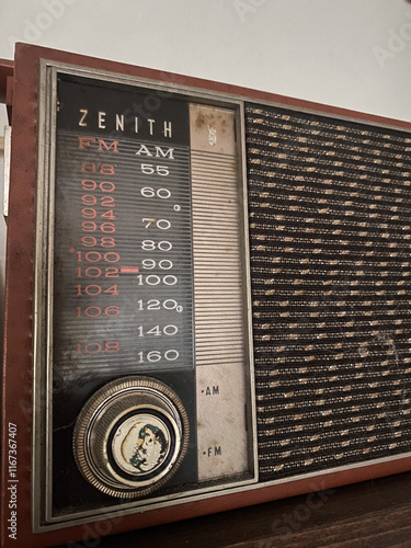 Old Timey Radio | Home Decor photo