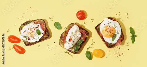 Tasty sandwiches with egg o...