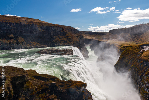 Majestätischer Wasserfall Gullfoss in Island photo