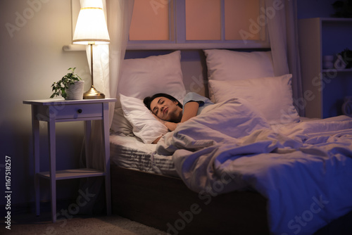 Beautiful young woman sleep...