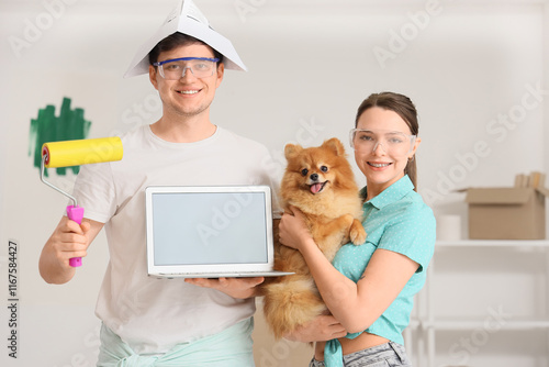 Young couple with Pomerania...