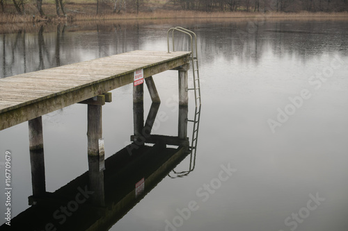 Fototapeta Naklejka Na Ścianę i Meble -  Wydminy, Jezioro Wydmińskie, Mazury, 21-28 grudnia 2024, fot. Jarek Zuzga