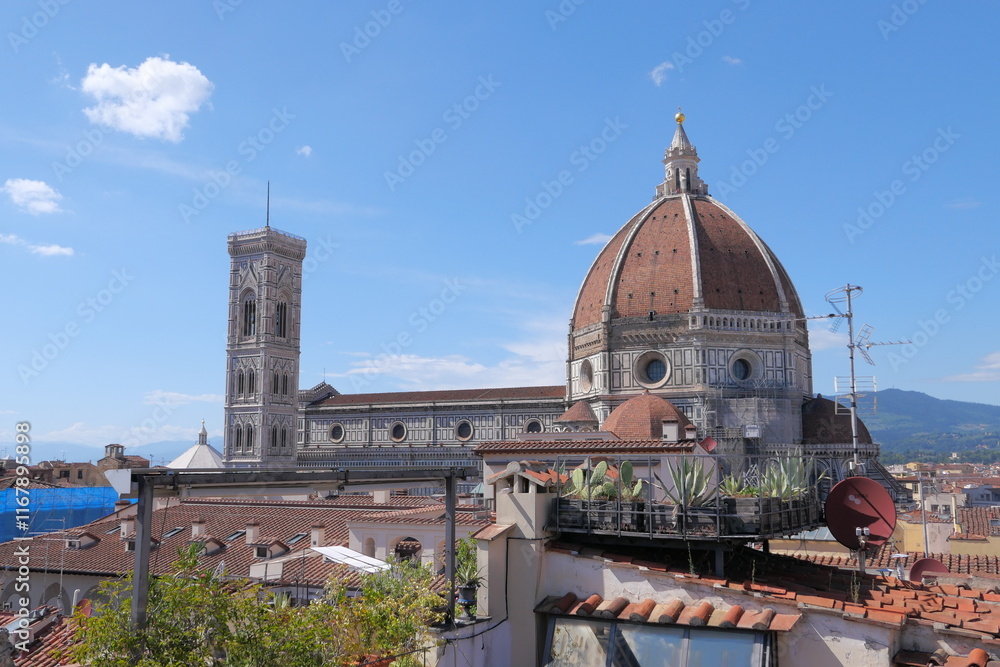 Fototapeta premium the view of Florence Cathedral, the romantic Italy