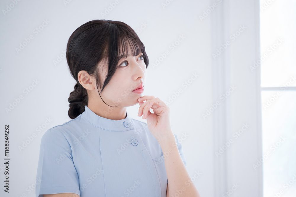 Negative image of general nurses with worried, troubled, thinking expressions
Negative image of general nurses with worried, troubled, thinking expressions