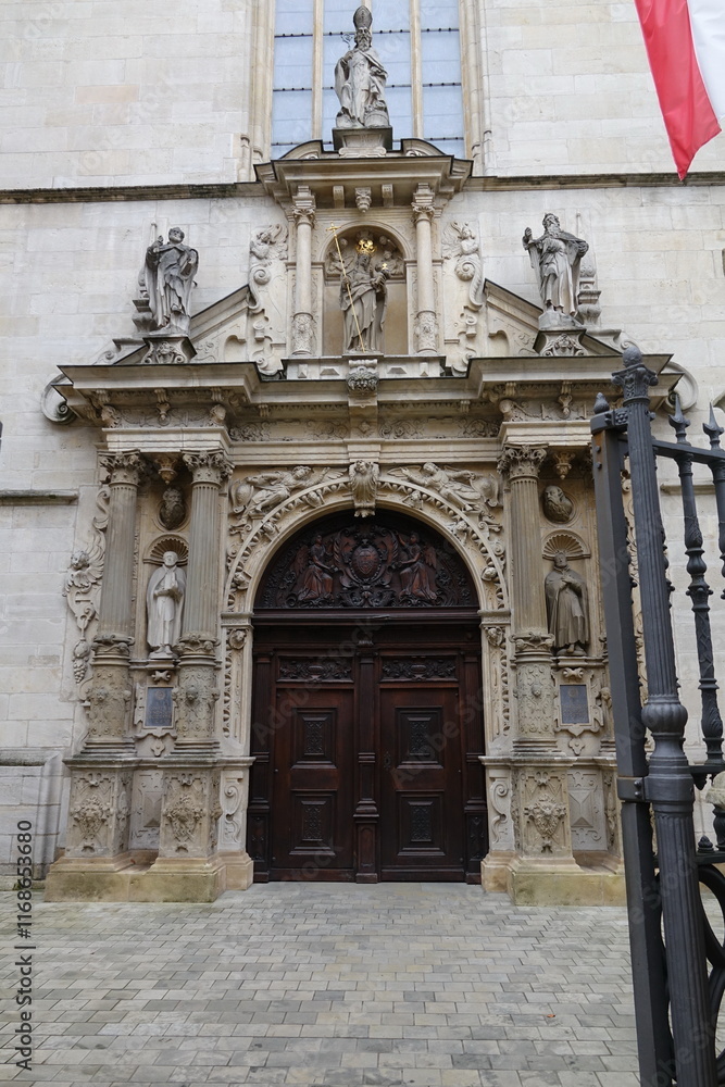 Kathedrale unserer lieben Frau (Luxemburg) Kathedrale unserer lieben Frau (Luxemburg)