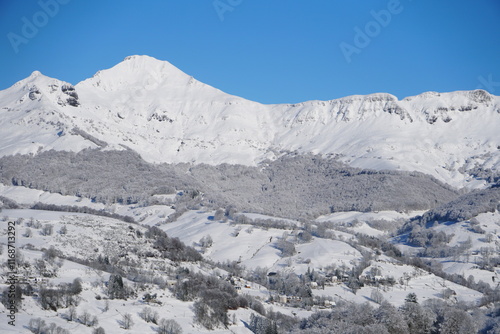 Puy-Mary cantal hiver 