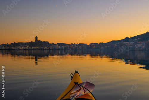 Escursione in kayak a Marta photo