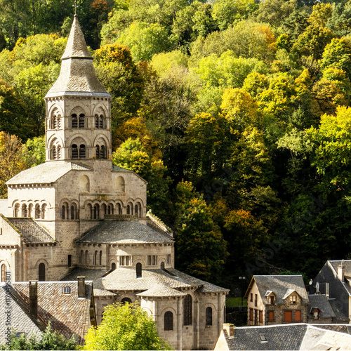 Basilique d'Orcival photo