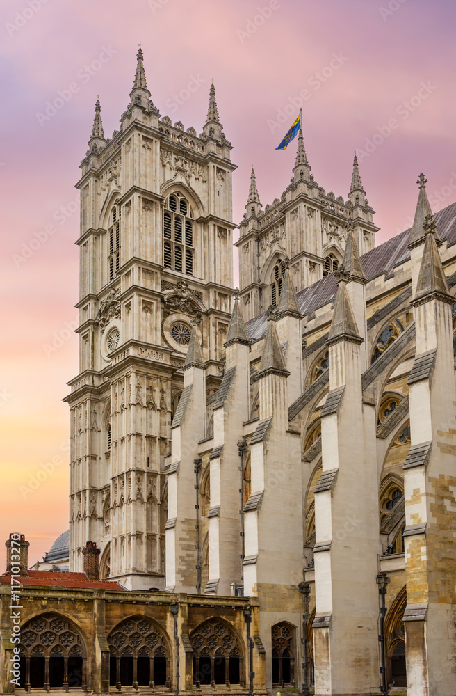 Fototapeta premium Westminster Abbey at sunset, London, UK