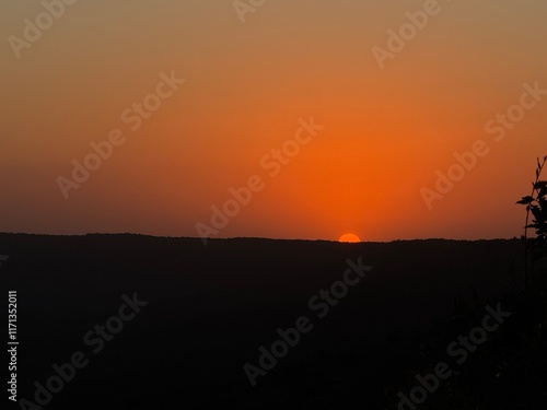 Wallpaper Mural sunset over the city Torontodigital.ca