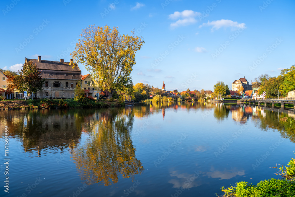 Saale Fluss, Bernburg an der Saale, Deutschland Saale Fluss, Bernburg an der Saale, Deutschland