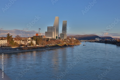 Der Rhein in Basel in der Winterabendsonne photo