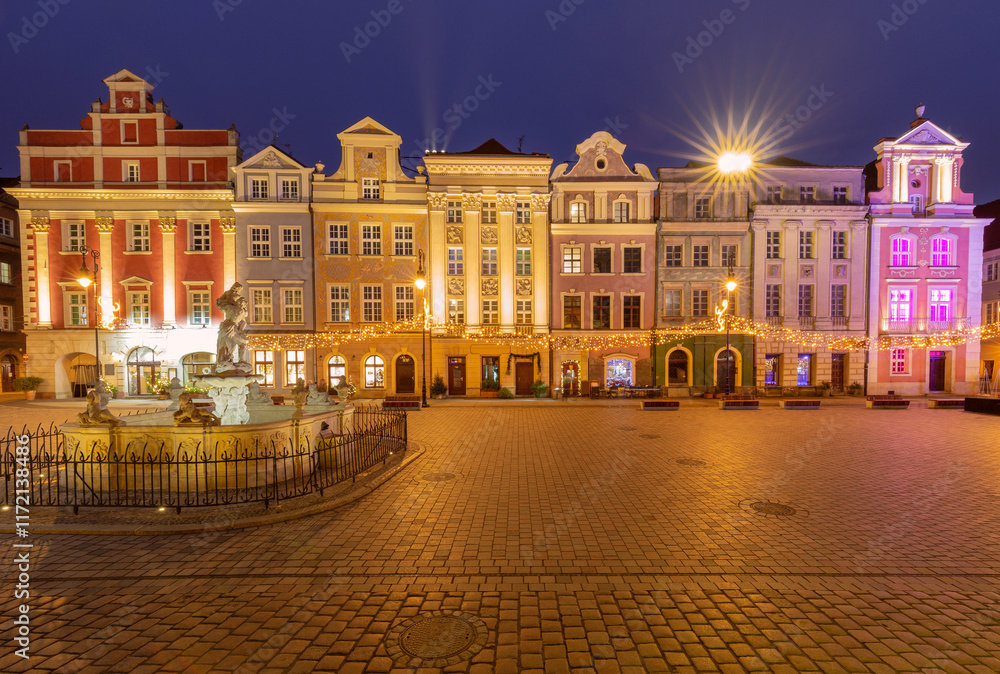 Fototapeta premium Old Market Square at dawn, Poznan, Poland