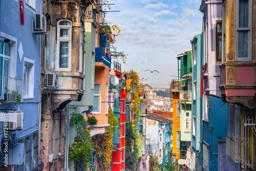 Obraz na płótnie Balat district street view with colorful houses in Istanbul, Turkey. w salonie