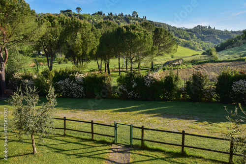 Paysage toscan, vu depuis notre villa de location à San Miniato photo