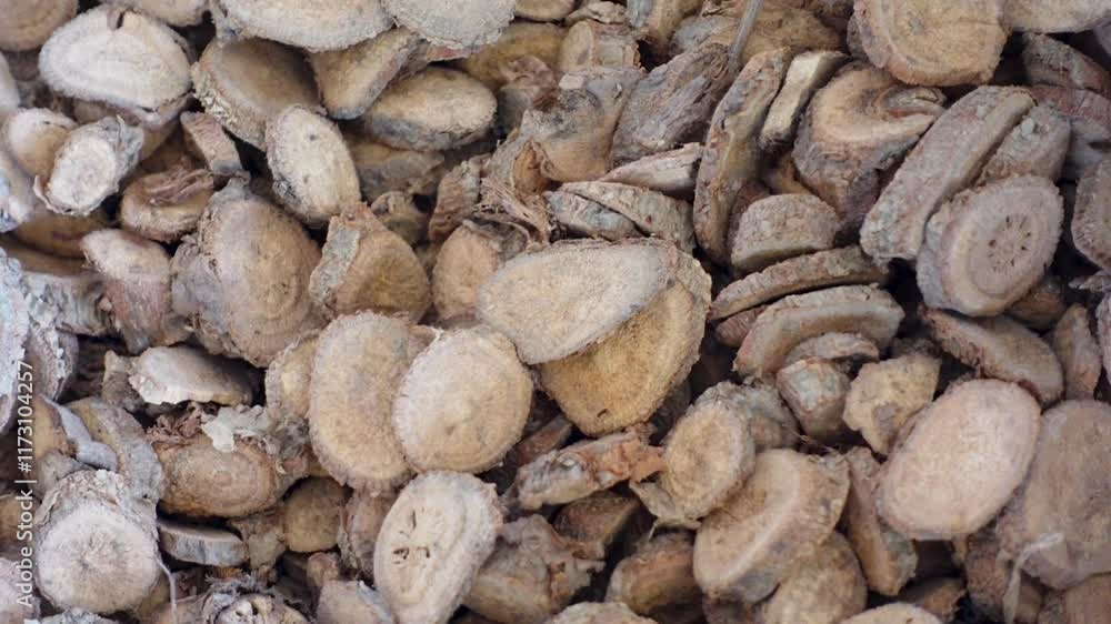Raw Herbal Medicine roots. Raw material for making herbal medicines ready for sale. Raw Herbal Medicine roots. Raw material for making herbal medicines ready for sale.
