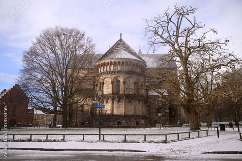 Bild auf Leinwand Lund Cathedral 2025 Sweden Lunds domkyrka winter snow