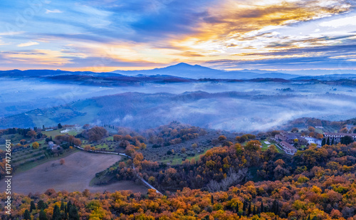 Vista del Monte Amita  e della valdorcia in un giorno di autunno con la nebbia photo