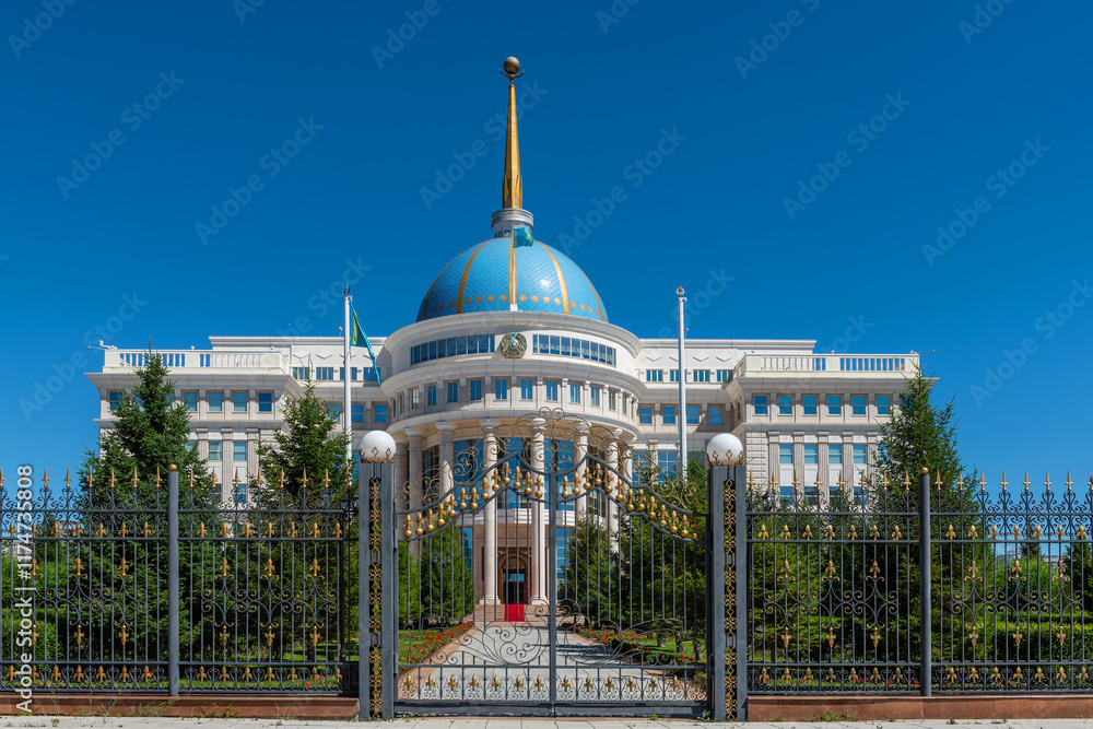 Obraz premium Residence of the President of Kazakhstan Akorda in the city of Astana on a sunny day