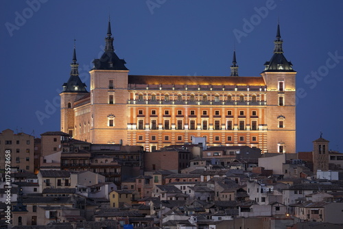 A photo of Alcazar de Toledo from the outside of the city