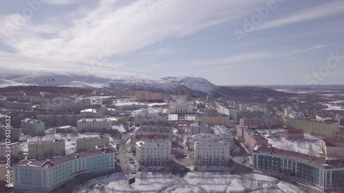 Wallpaper Mural Drone ville russe en hiver Kirovsk Torontodigital.ca