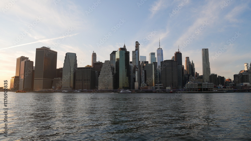 Obraz premium Manhattan skyline, New York City, NYC, horizon, gratte-ciel, architecture, ville, urbain, métropole, États-Unis, Amérique, Big Apple, Empire State Building, One World Trade Center, Freedom Tower, Chry