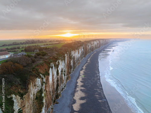 Canvastavla vue aérienne montrant les falaises de la côte normande en France, près de Dieppe