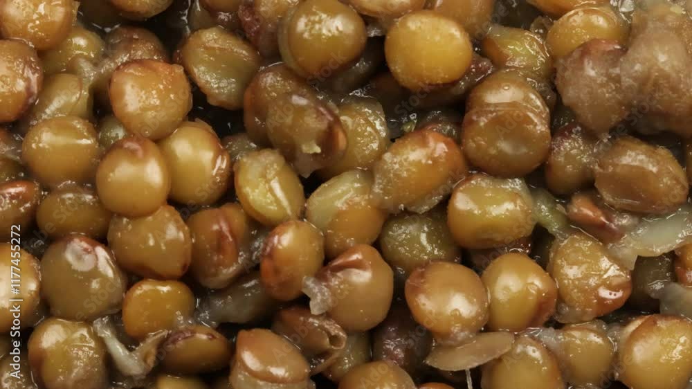 plat de lentilles cuites, en gros plan plat de lentilles cuites, en gros plan