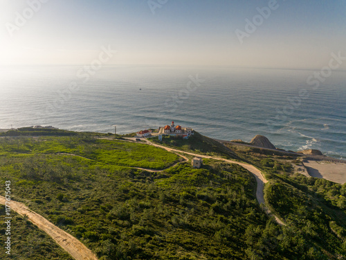 Foto Farol Cabo Mondego, freguesia de Buarcos, municipio Figueira da Foz, distrito Coímbra, Portugal