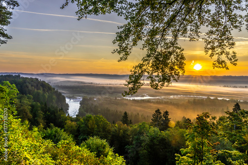 Loisach mündet in die Isar bei Schlederloh Wolfratshausen im Sonnenaufgang photo