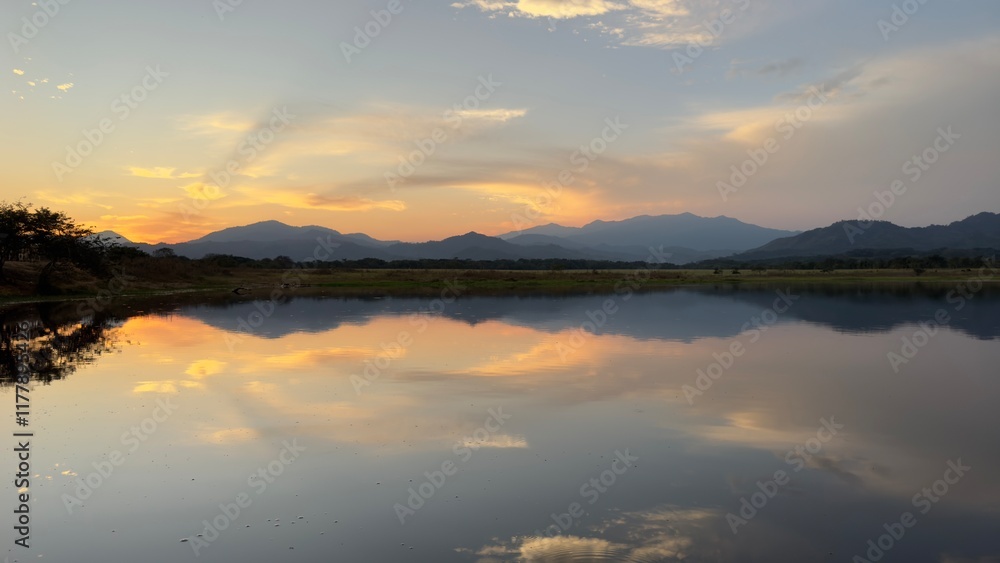 Fototapeta premium sunset over the lake
