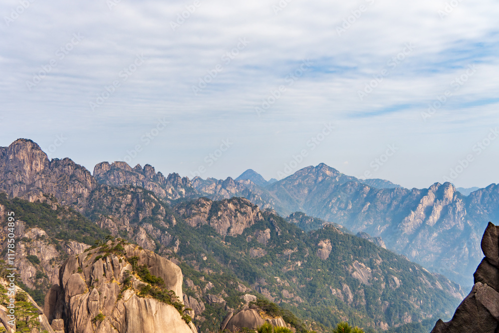 Naklejka premium mountains and clouds Huangshan, China