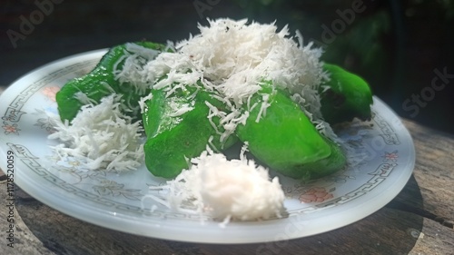 indonesian traditional snack: Klepon photo