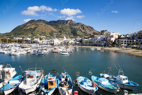 Fototapeta Naklejka Na Ścianę i Meble -  landscape with Forio, Ischia island, Italy