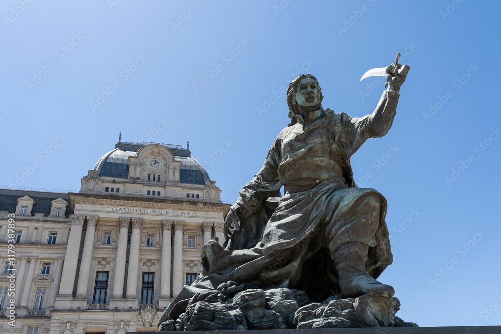 Fototapeta premium Statue at Centro Cultural Kirchner, Buenos Aires.