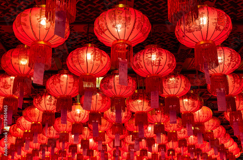 Konstfotografi Many red chinese paper lanterns pattern on the ceiling