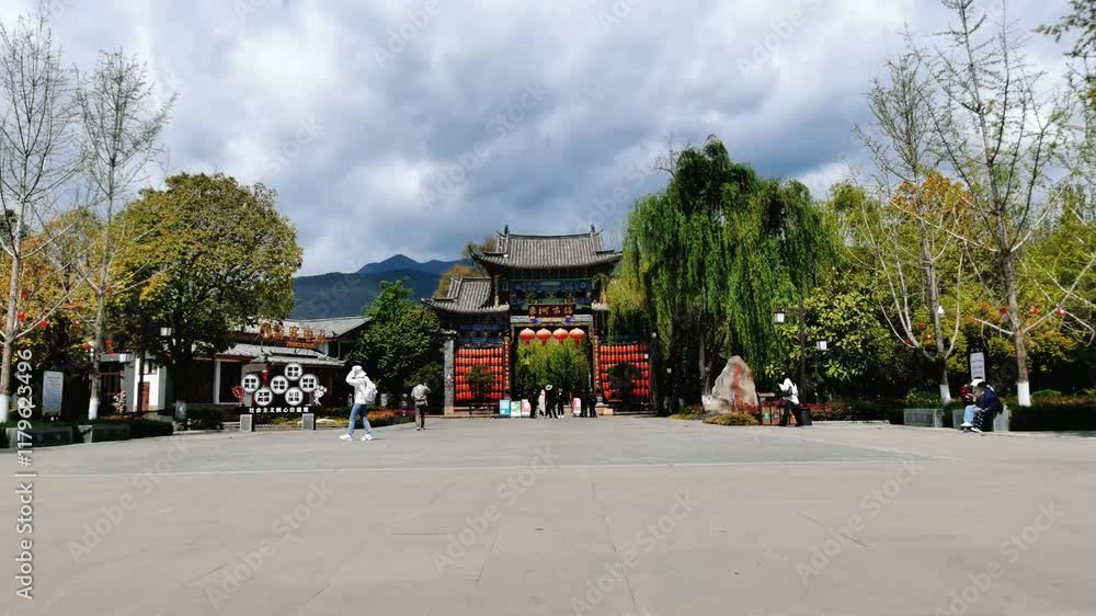 Explore the vibrant beauty of Yunnan Shuhe Ancient Town in stunning time lapse Explore the vibrant beauty of Yunnan Shuhe Ancient Town in stunning time lapse