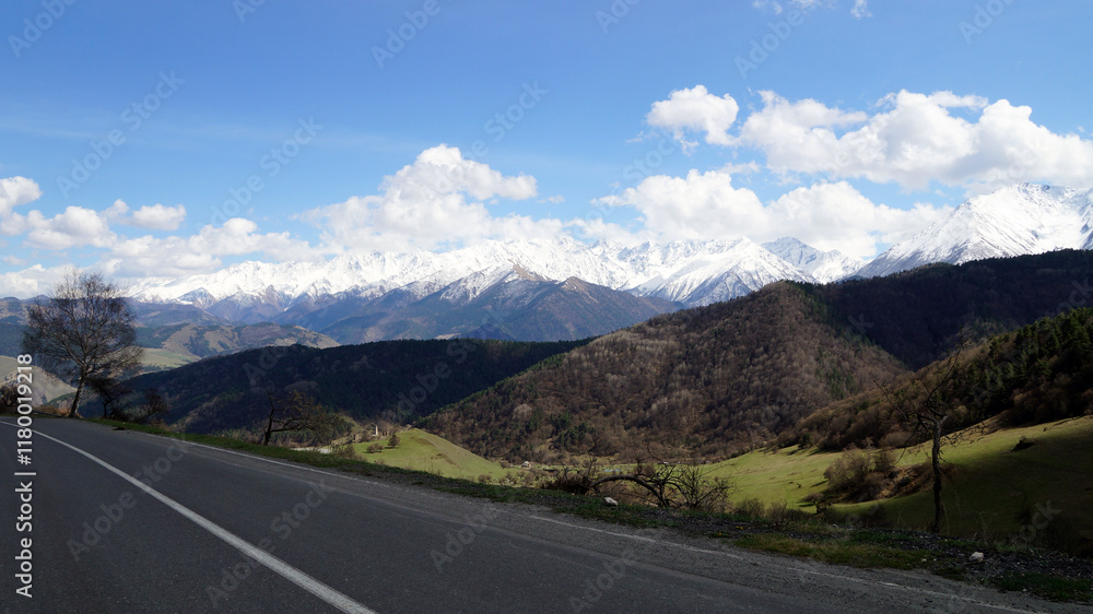 Fototapeta premium road to the mountains